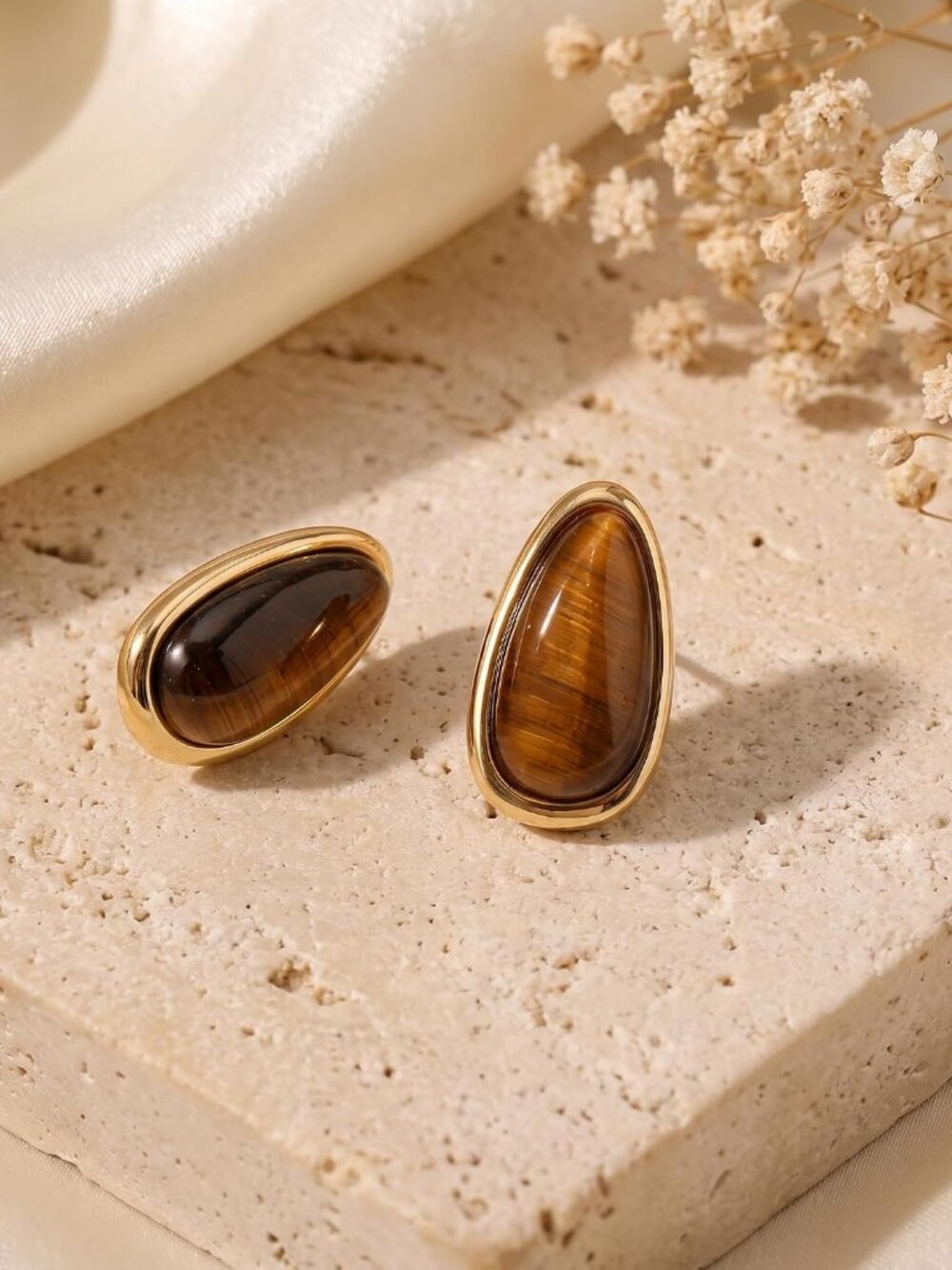 Women Western Teardrop Stone Stud Earrings